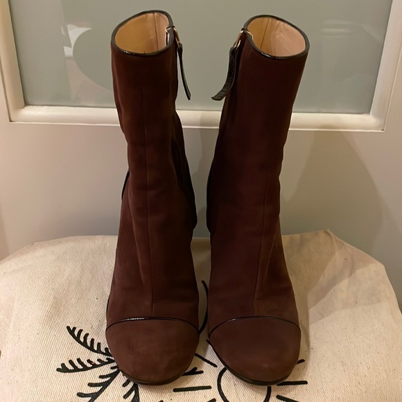 Women’s size 5B, 3 inches tall - Picture 1 of 7